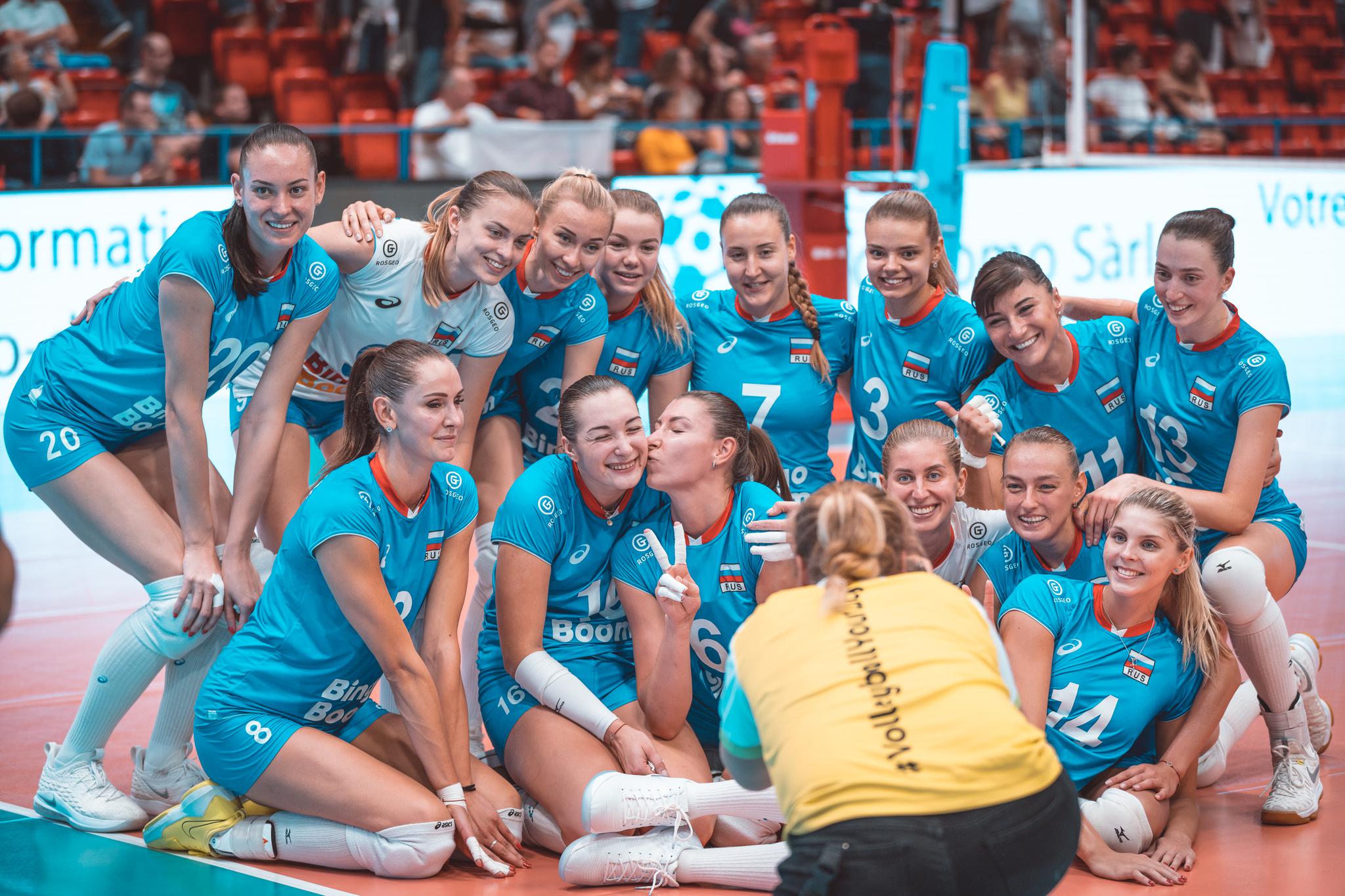 包含波兰客场不敌瑞士,小组竞争再度白热化的词条 包含波兰客场不敌瑞士,小组竞争再度白热化的词条