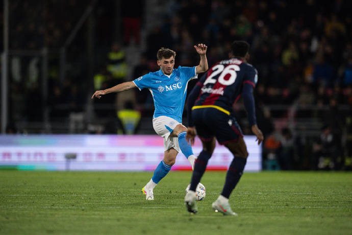 热那亚主场不敌对手，防线漏洞难以抵挡的简单介绍