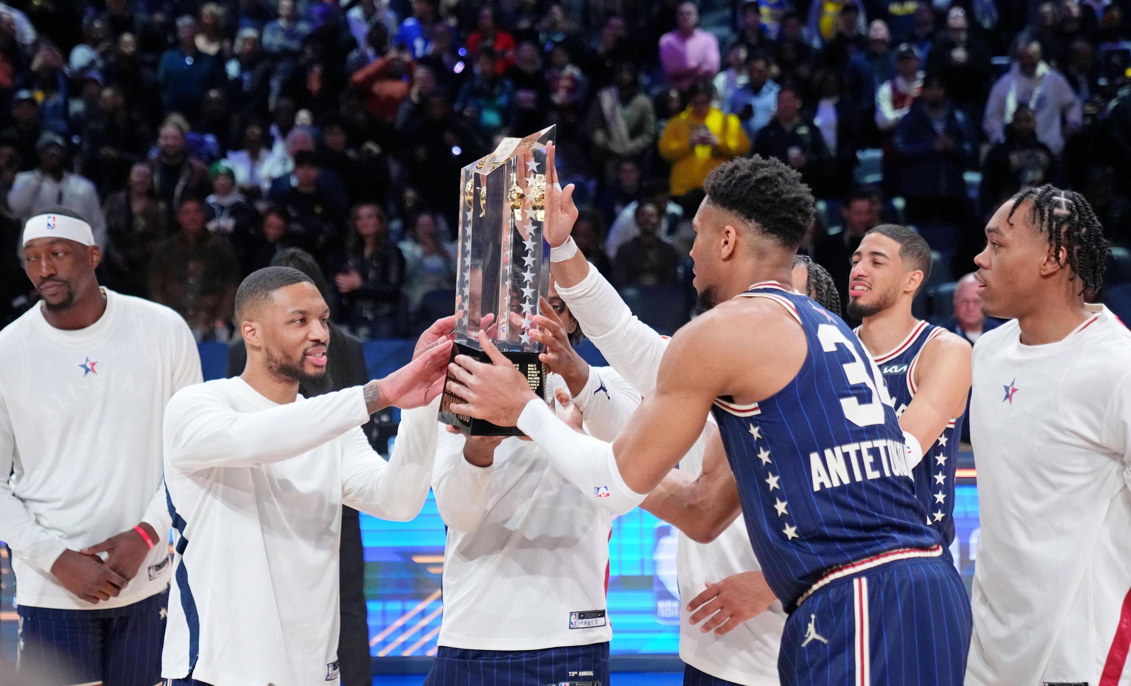 爱游戏中国官网-NBA季后赛席卷全球，精彩纷呈战况(nba季后赛席卷全球,精彩纷呈战况的球队)