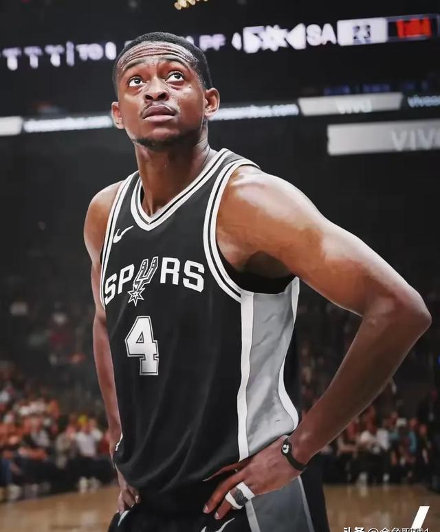 包含马刺队员外线表现出色,稳扎稳打的词条 包含马刺队员外线表现出色,稳扎稳打的词条