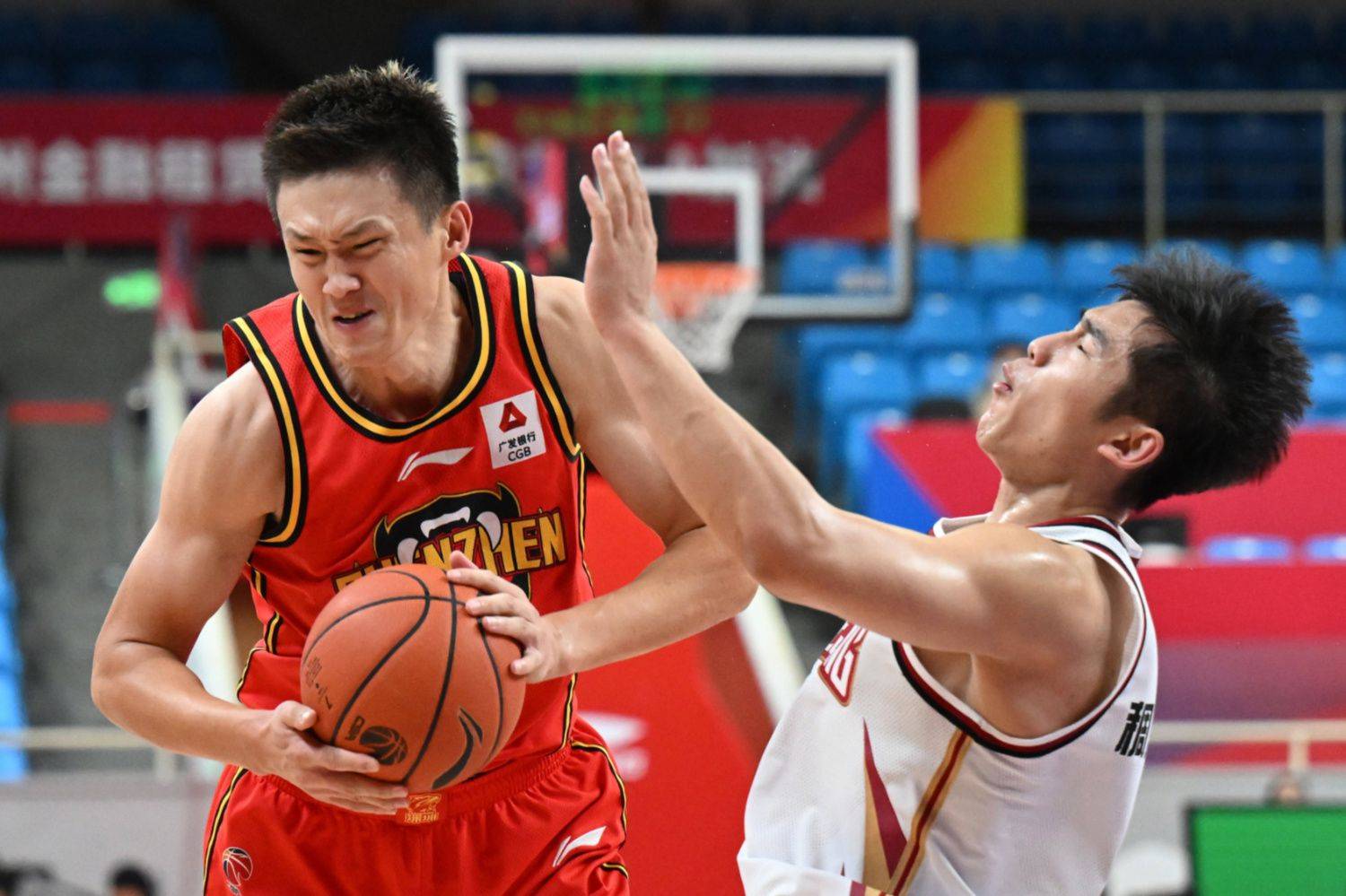 深圳队爆发神级表现,欧洲杯被彻底压制,三杀的简单介绍 深圳队爆发神级表现,欧洲杯被彻底压制,三杀的简单介绍