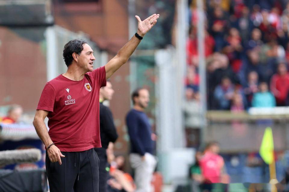 爱游戏体育官网-斯佩齐亚客场告负，排名下滑的简单介绍