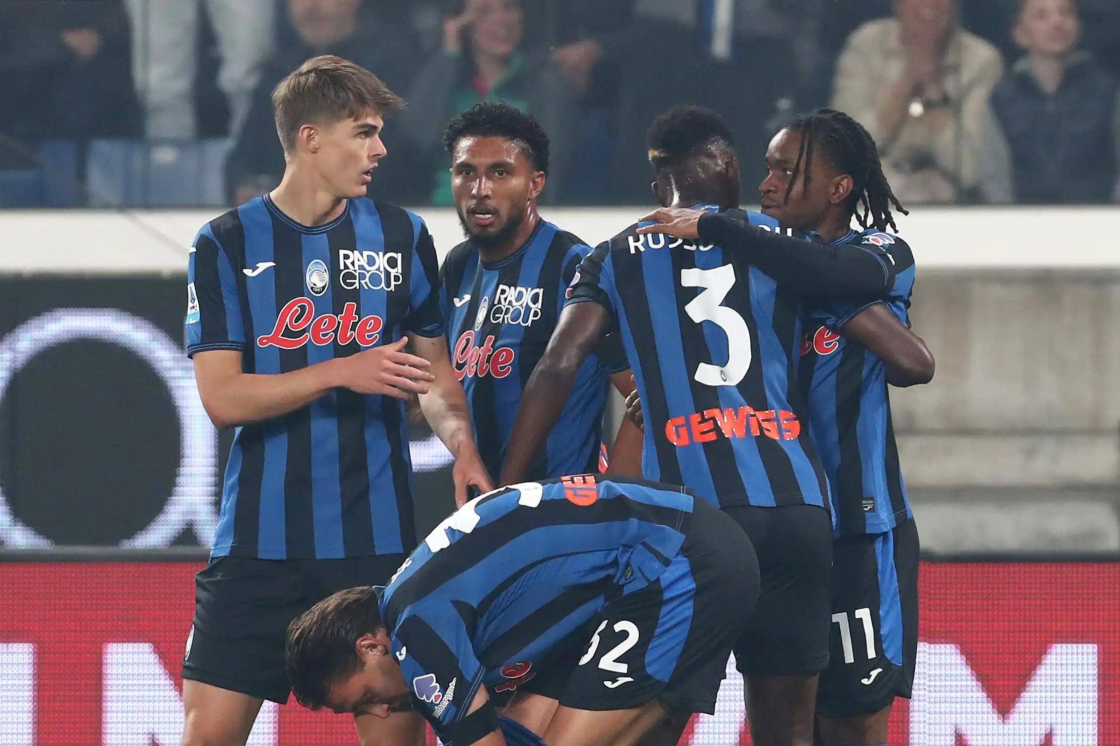 爱游戏中国官网-亚特兰大遭遇惨败，球队陷入危机的简单介绍