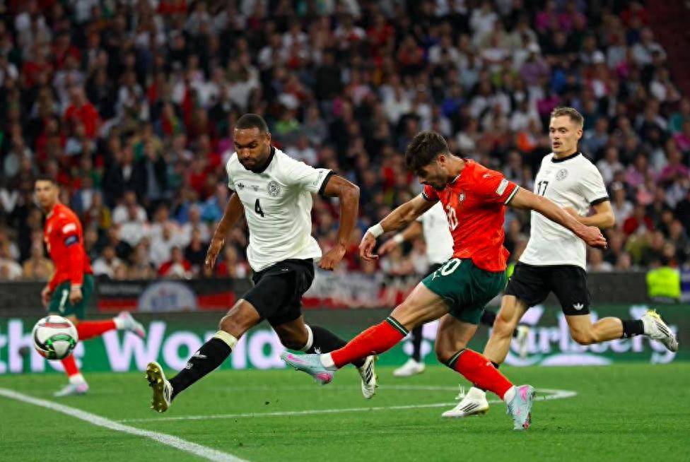 塞尔维亚主场逆转葡萄牙,晋级形势一片大好 塞尔维亚主场逆转葡萄牙,晋级形势一片大好