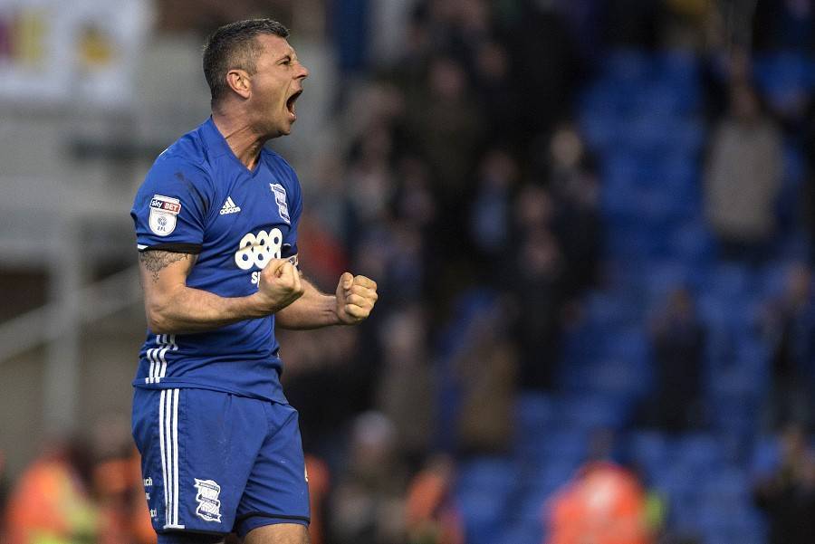 爱游戏体育地址-伯明翰城险胜，保级前景稍稍晴朗