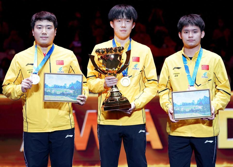 委内瑞拉乒乓球选手登上颁奖台的简单介绍 委内瑞拉乒乓球选手登上颁奖台的简单介绍