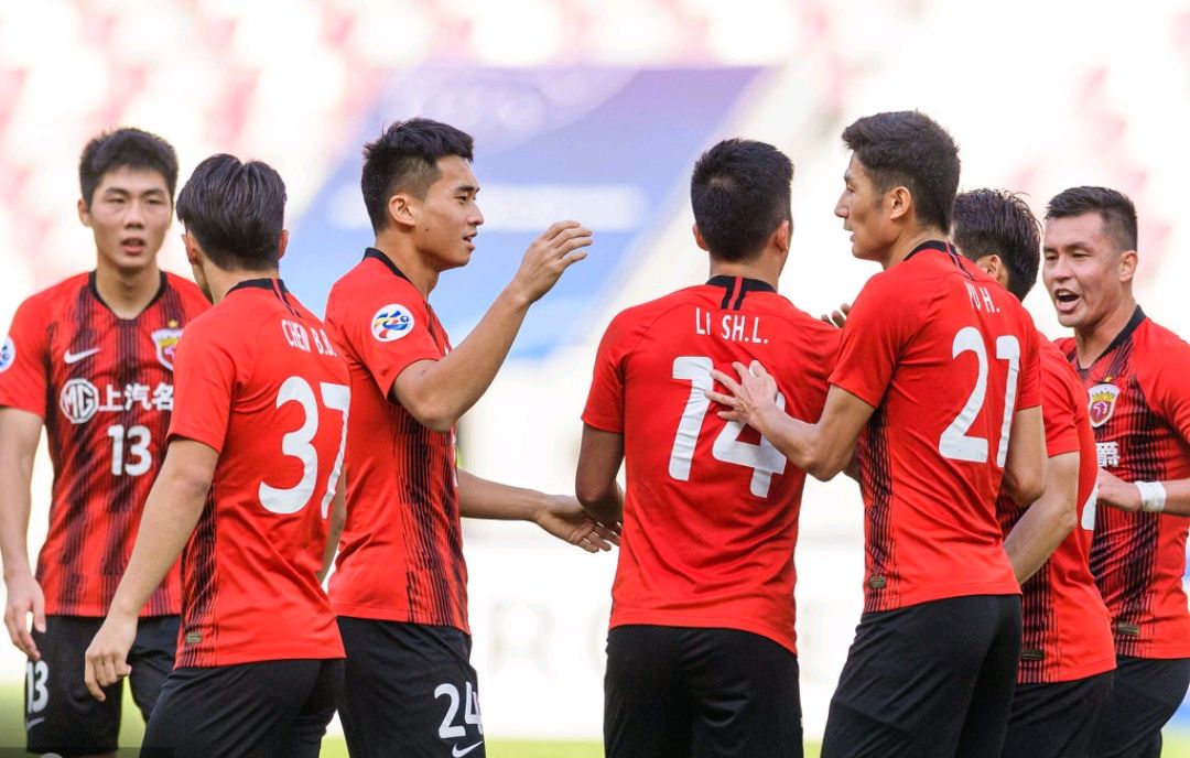 爱游戏app下载-上港豪取八连胜，稳坐积分榜榜首的简单介绍