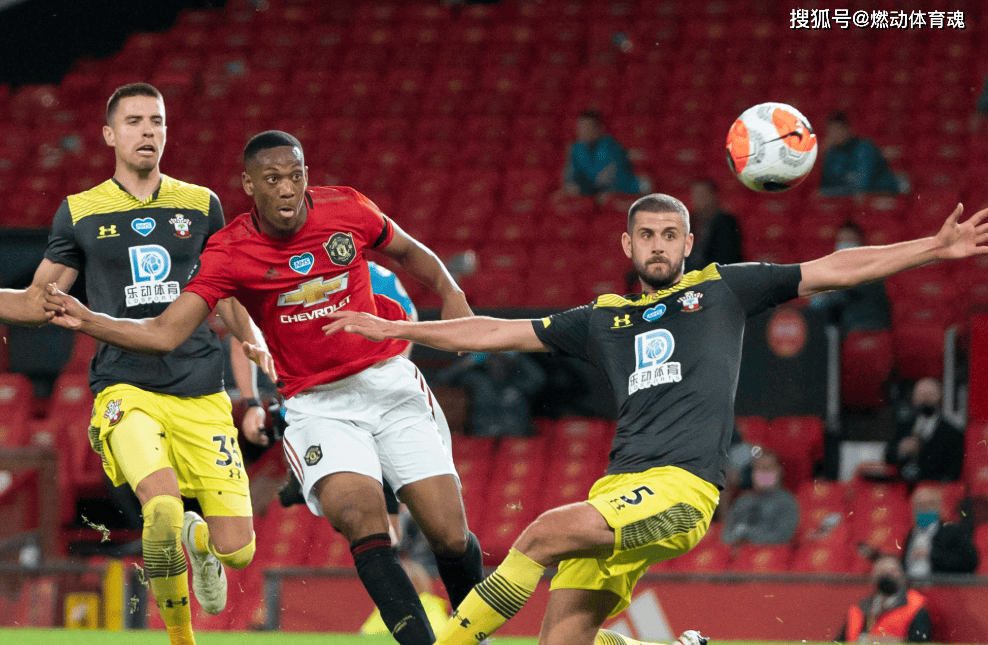 南安普顿球员发威，率先打破僵局