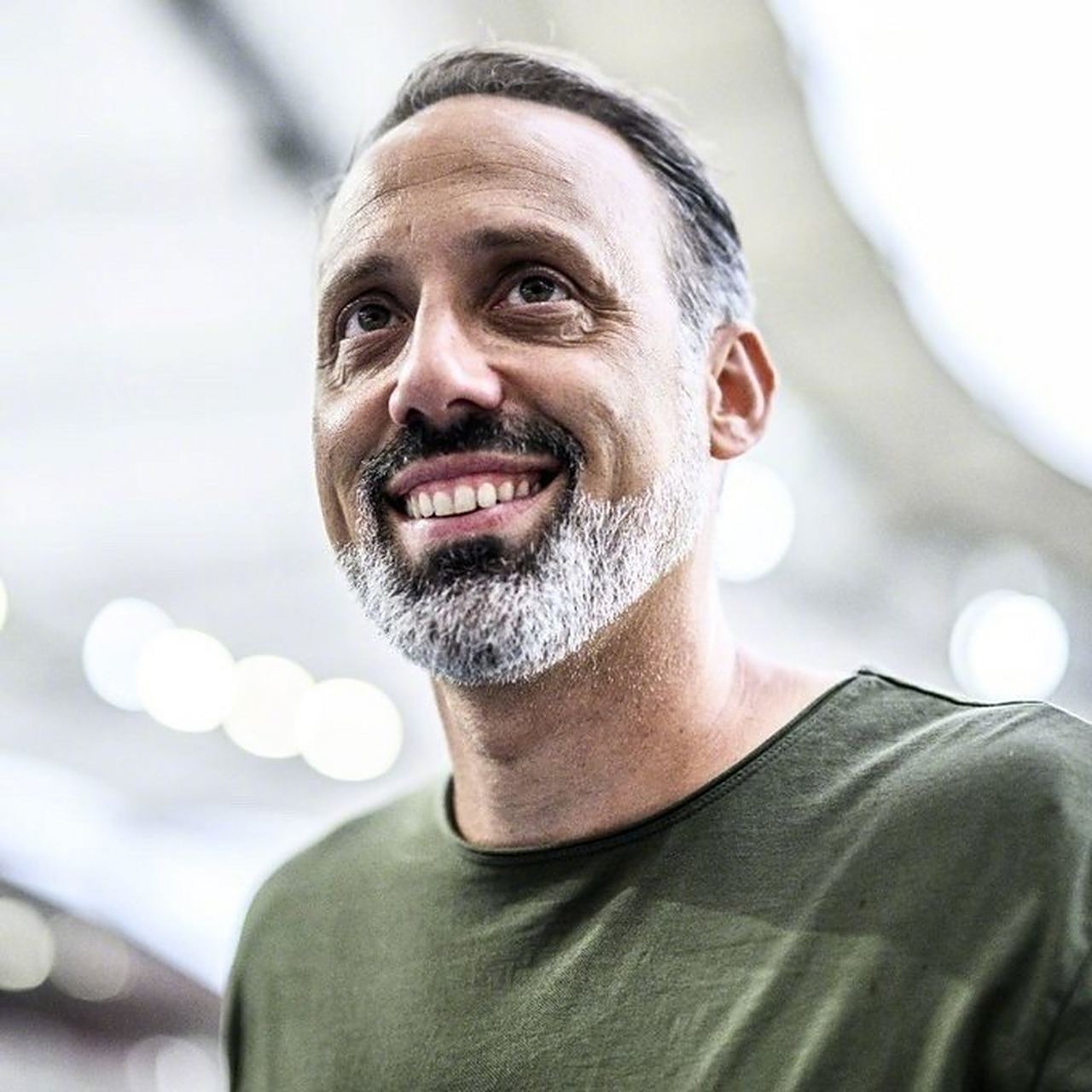 爱游戏体育下载-关于斯图加特主帅下课，球队需寻找新的领航者的信息