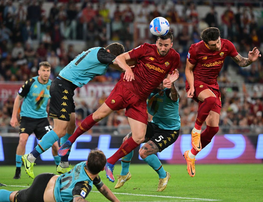 爱游戏官网-罗马队客场战平，难分高下，艰难争取积分的简单介绍