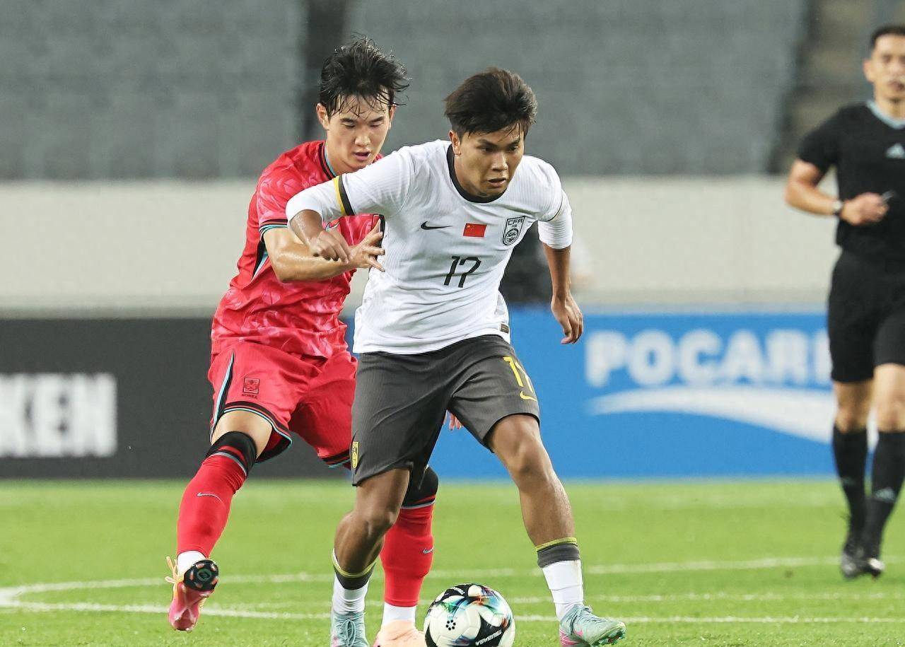 爱游戏亚洲官网-国际邀请赛：东南亚球队到场准备比赛的简单介绍