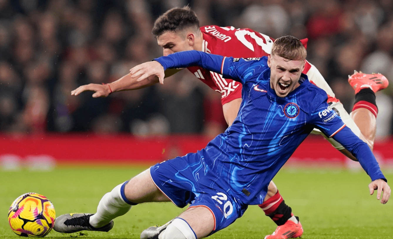 爱游戏在线登录-关于切尔西团结抗争，拉什福德梅开二度反超取胜的信息