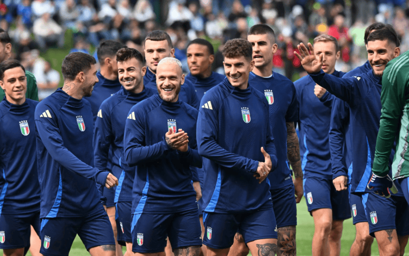 意甲球员加盟国家队备战国际比赛