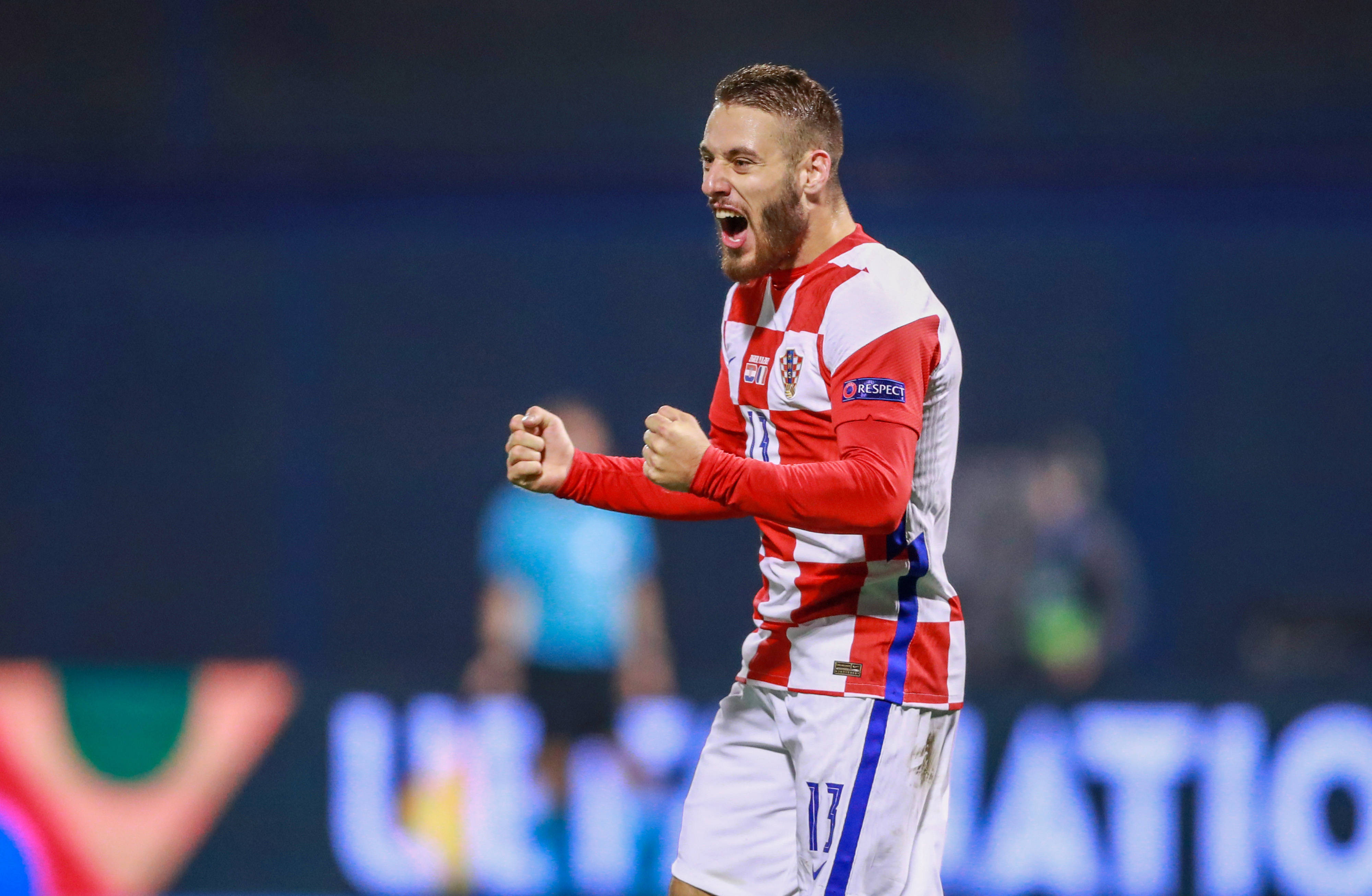 爱游戏app下载-球员个人突破技术超群，带领球队胜出的简单介绍